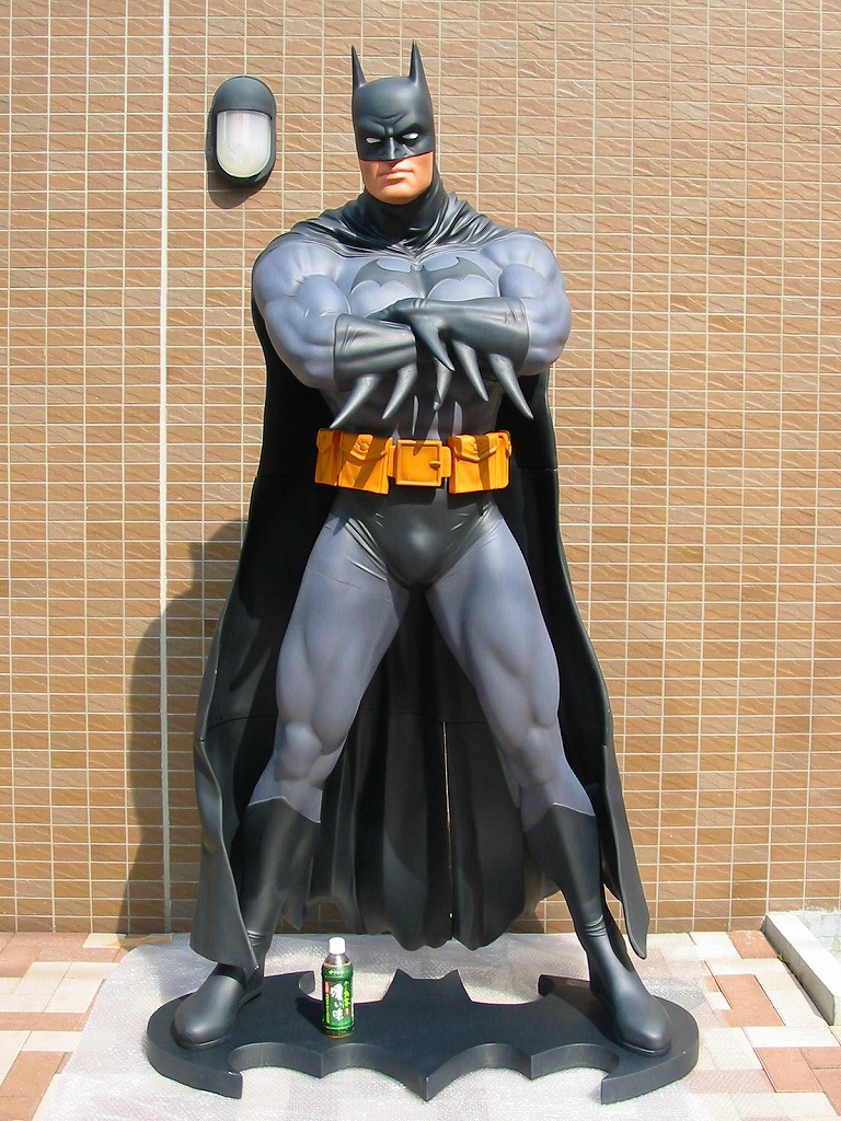 バットマン 等身大フィギュア