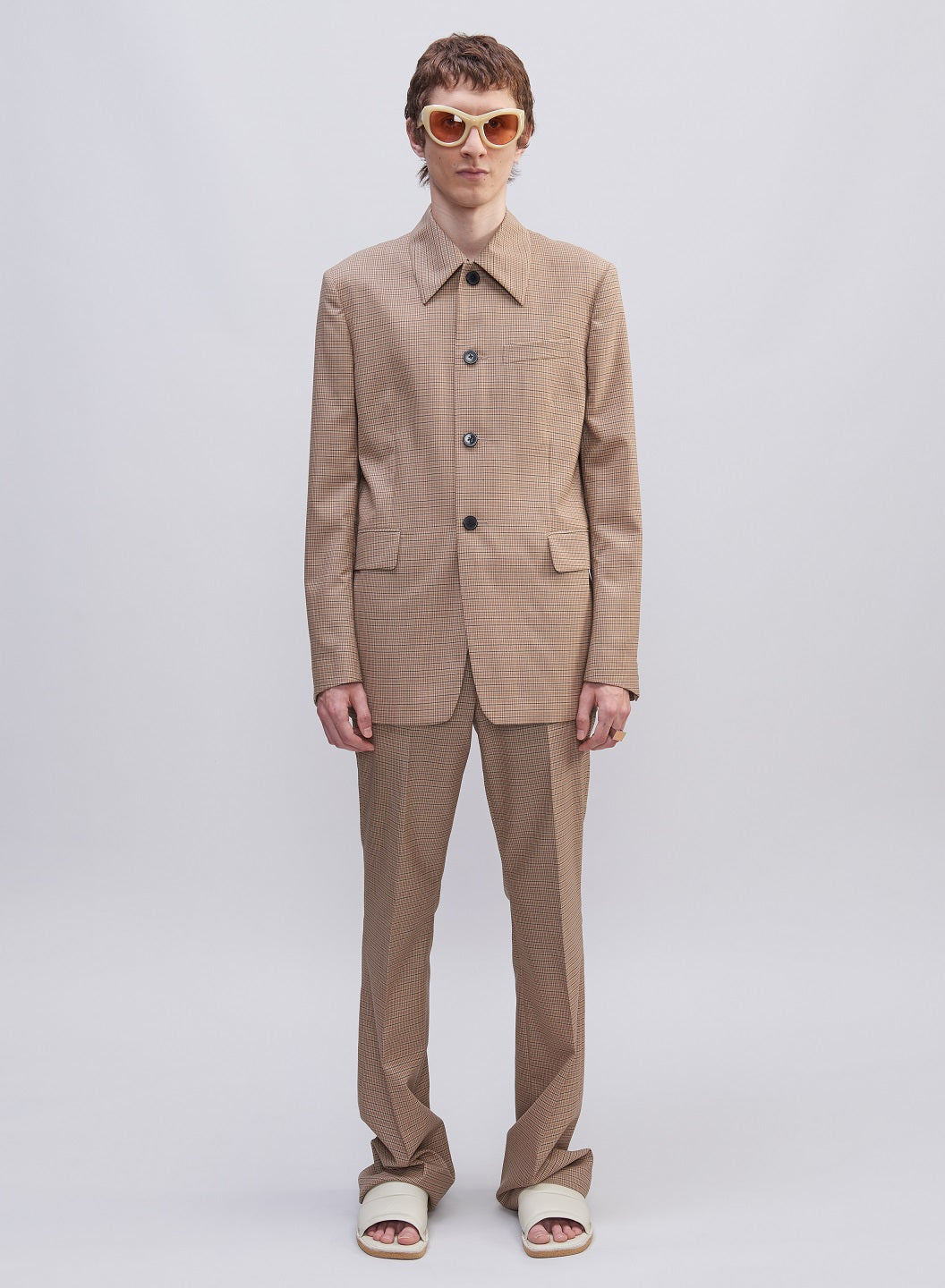 SS 22 メンズを表示 | Dries Van Noten