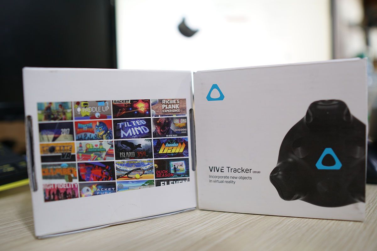 HTC Vive Tracker - Accessories HTC Vive in Vietnam