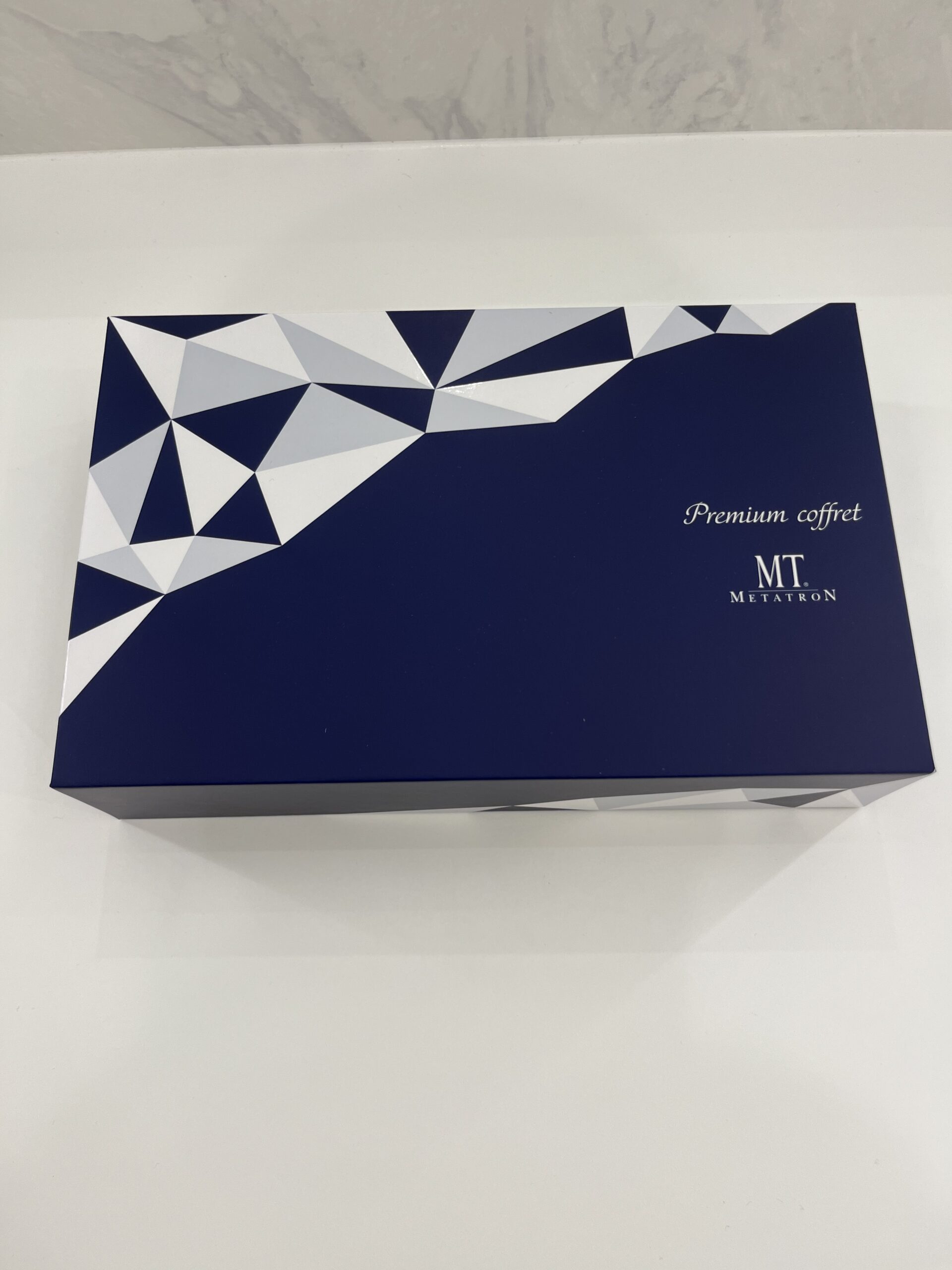 メタトロン 2024プレミアムコフレ 予約開始です |クリニックブログ