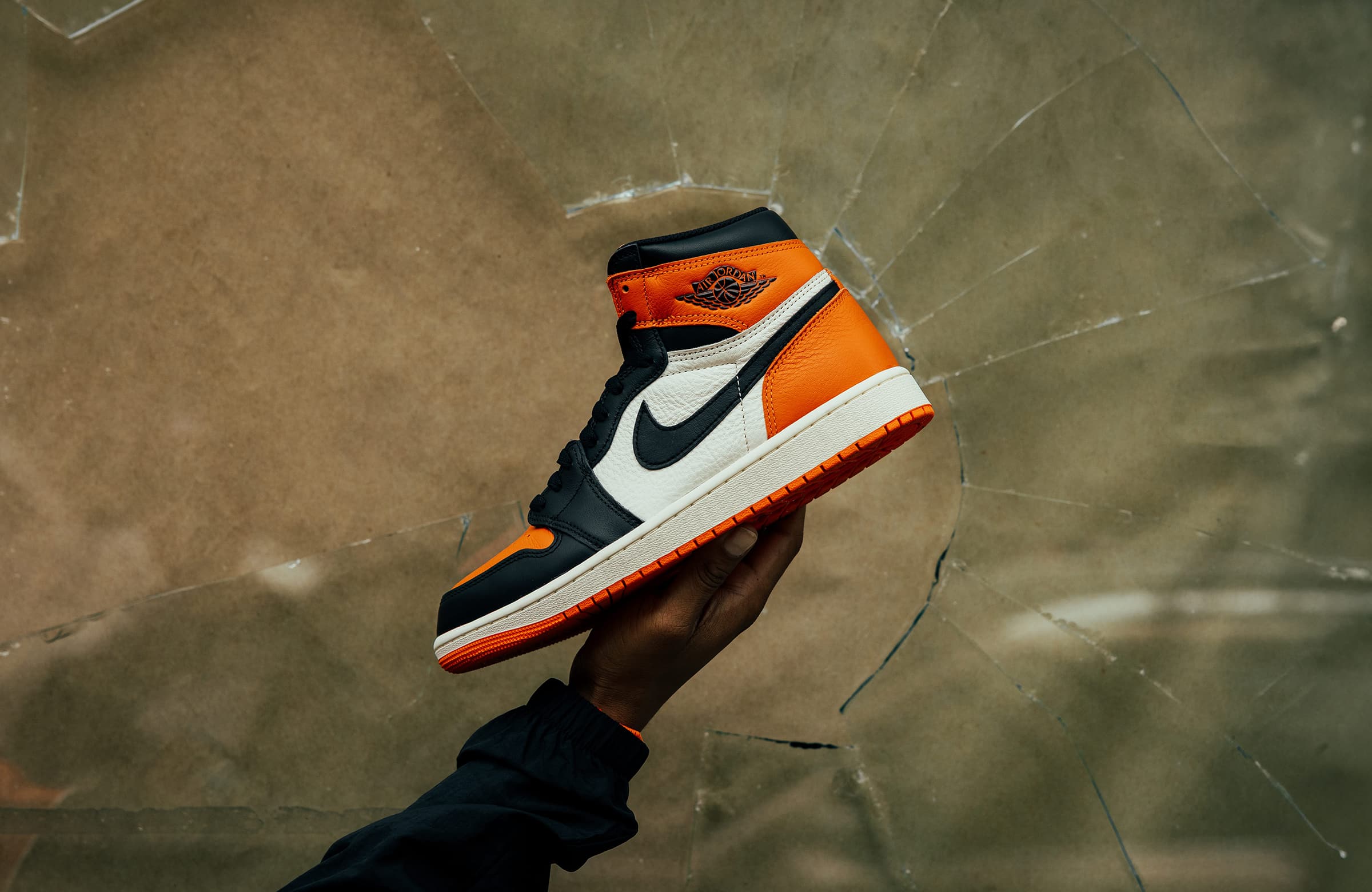 The Air Jordan 1 Retro High OG “Shattered Backboard” Is Back – DTLR
