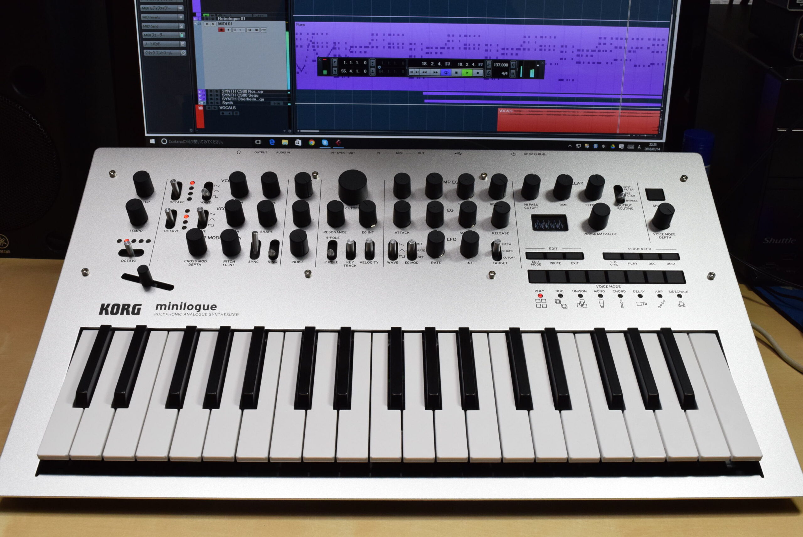 新しいビンテージ”、KORGが4音ポリのアナログシンセ、minilogueを発表