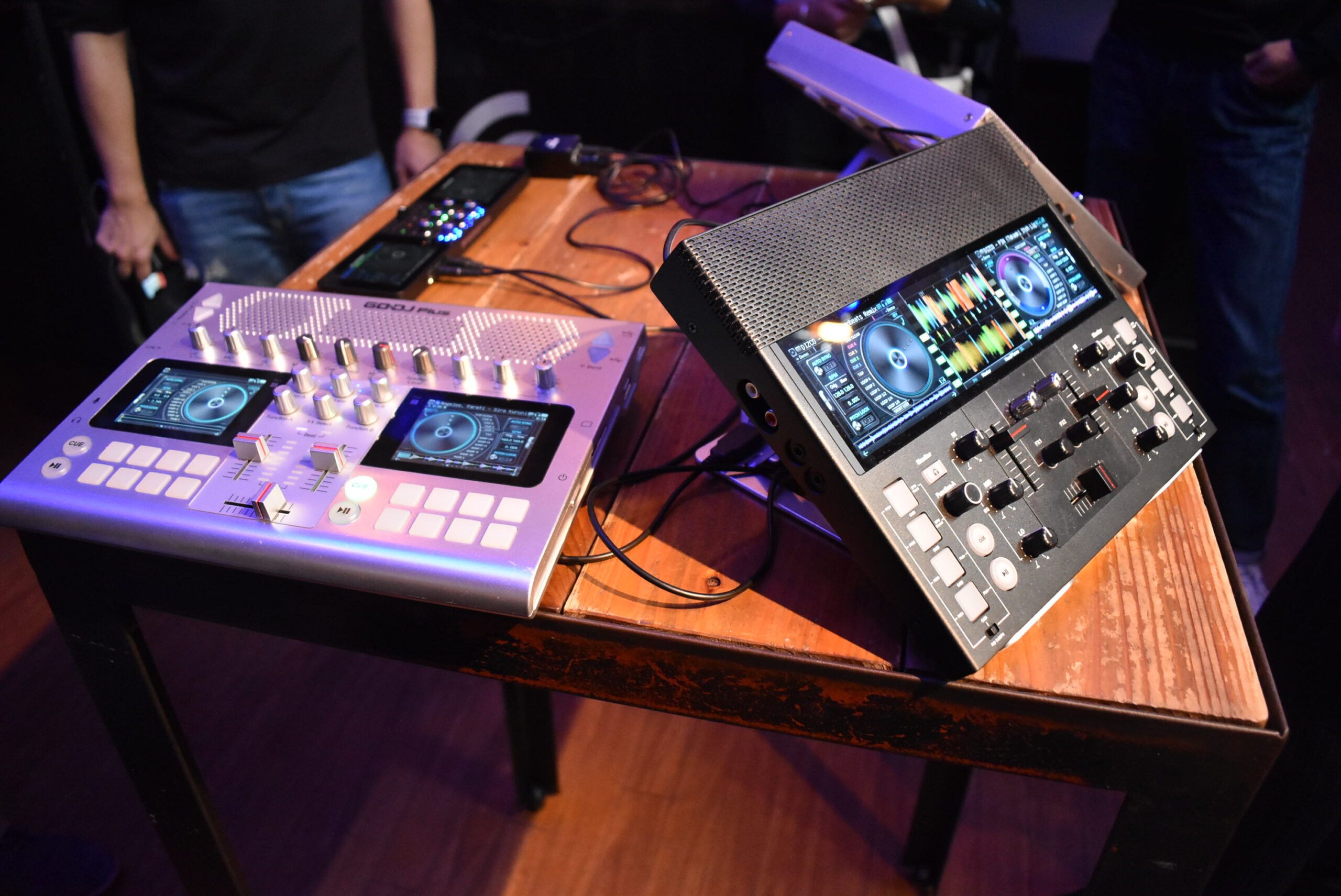 A4サイズのポータブルDJシステム、GODJ Plusの後継機、FJ1のクラファン