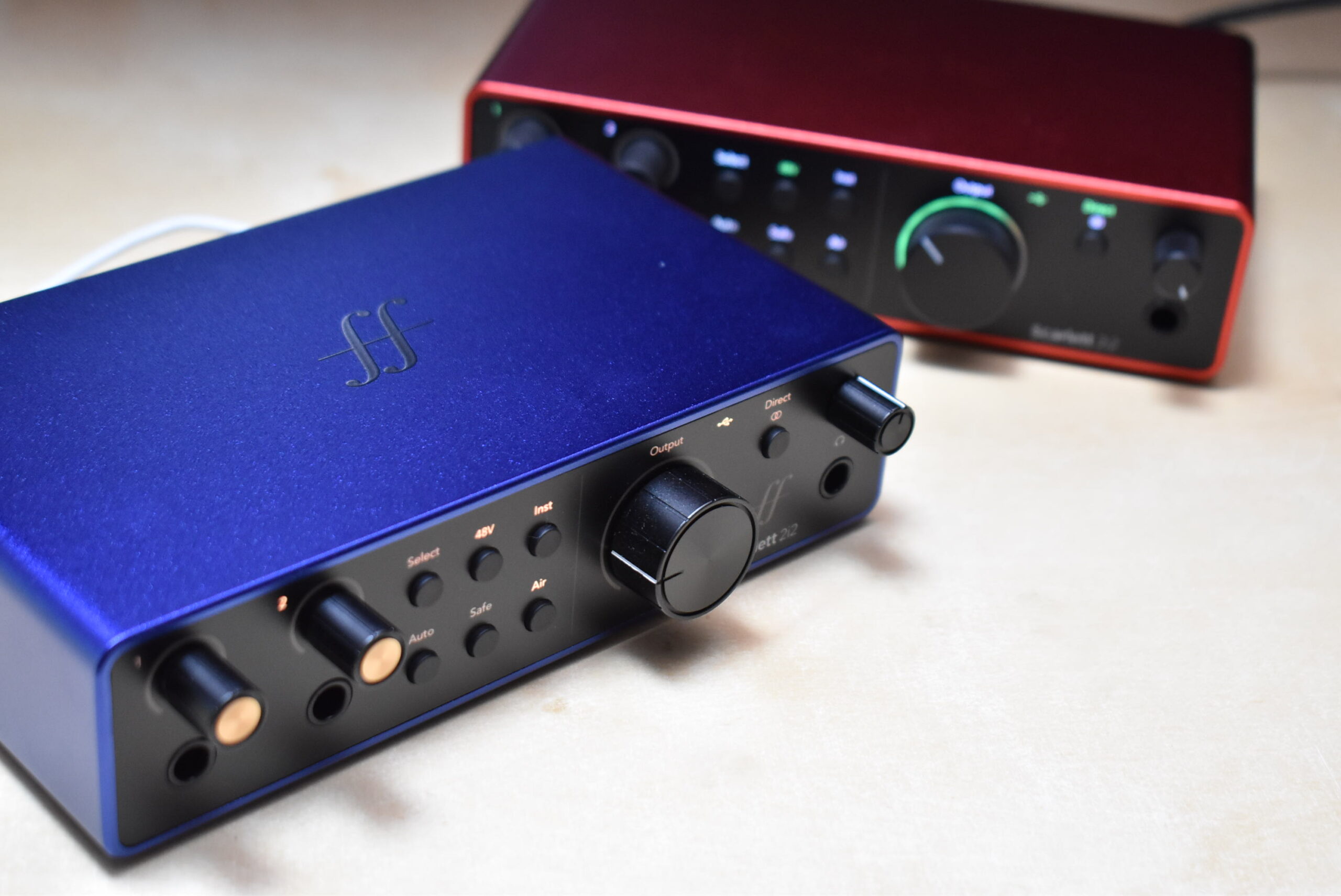 Scarlettのブルーモデル、Focusriteの40周年記念限定版も登場！用途に