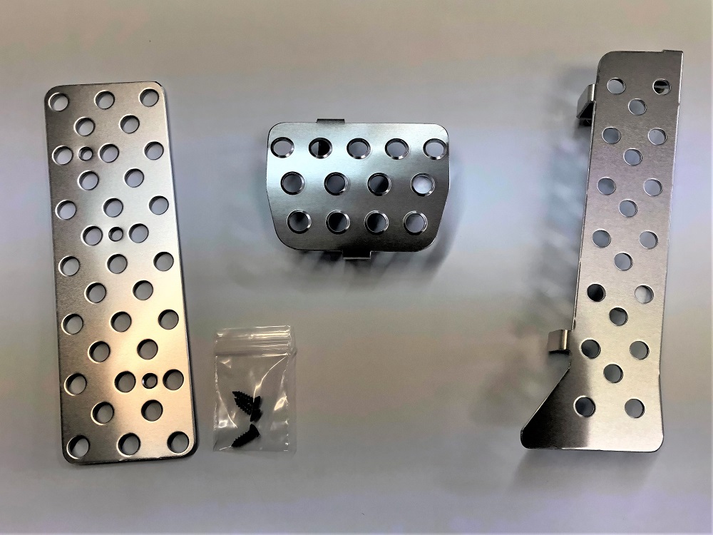 マツダ CX-8 KG 専用設計のアルミペダル3点セット（アルミカバー