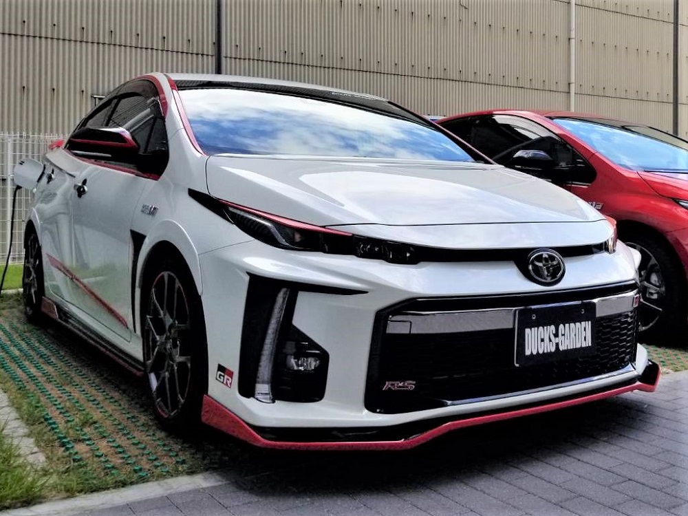 ZVW52プリウスPHV GR SPORT 専用 フロントアンダースポイラー01 商品