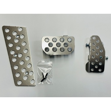 新型 スイフト 専用アルミペダル3点セット DS型 SWIFT (2023年12月