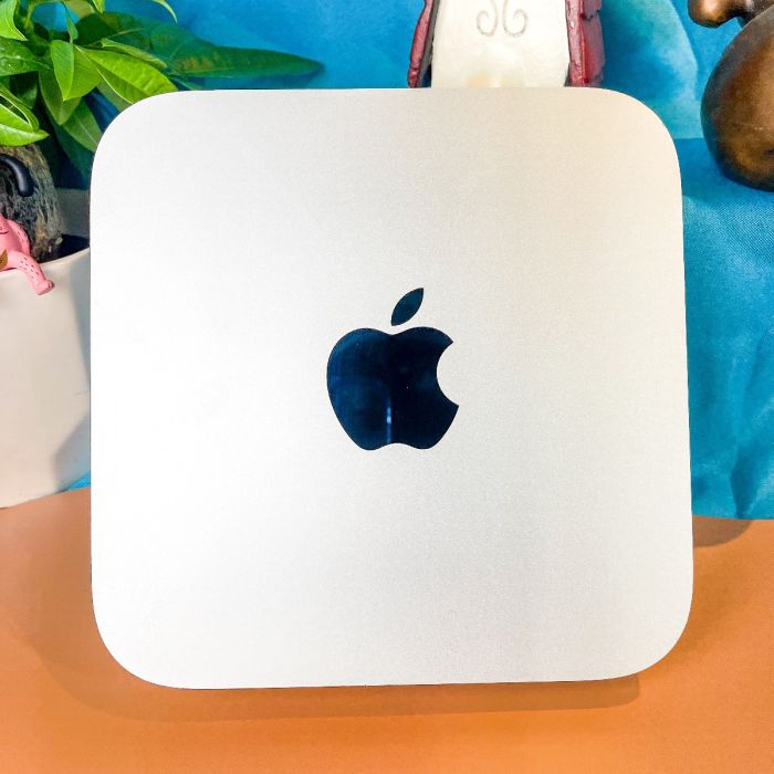 Mac Mini 2.6GHz Dual-Core Intel i5 8GB 256gb SSD 2014