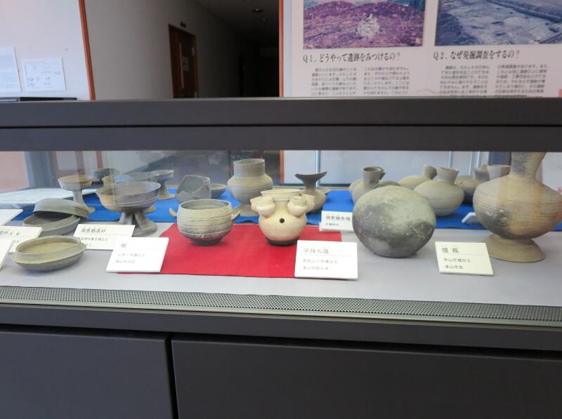 須恵器小壺　古墳時代　塩笥茶碗　考古発掘品　古美術　古代の器　土器　花呼ぶ器 プレビュー】「This is SUEKI－古代のカタチ、無限大！」愛知県陶磁