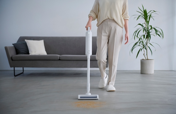 e-TREND｜アイリスオーヤマ SBD-200P-W [充電式スティッククリーナー