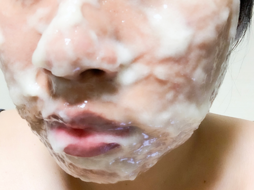 国内初！薬用炭酸パック 「スキンクリア」でおうちエステ♪