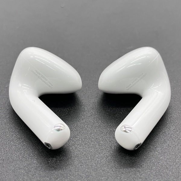 Apple 【中古】AirPods 4 MXP93J/A（アクティブノイズキャンセリング