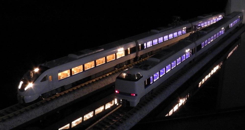 Nゲージ KATO 683系 サンダーバード 6両セット 室内灯あり Amazon