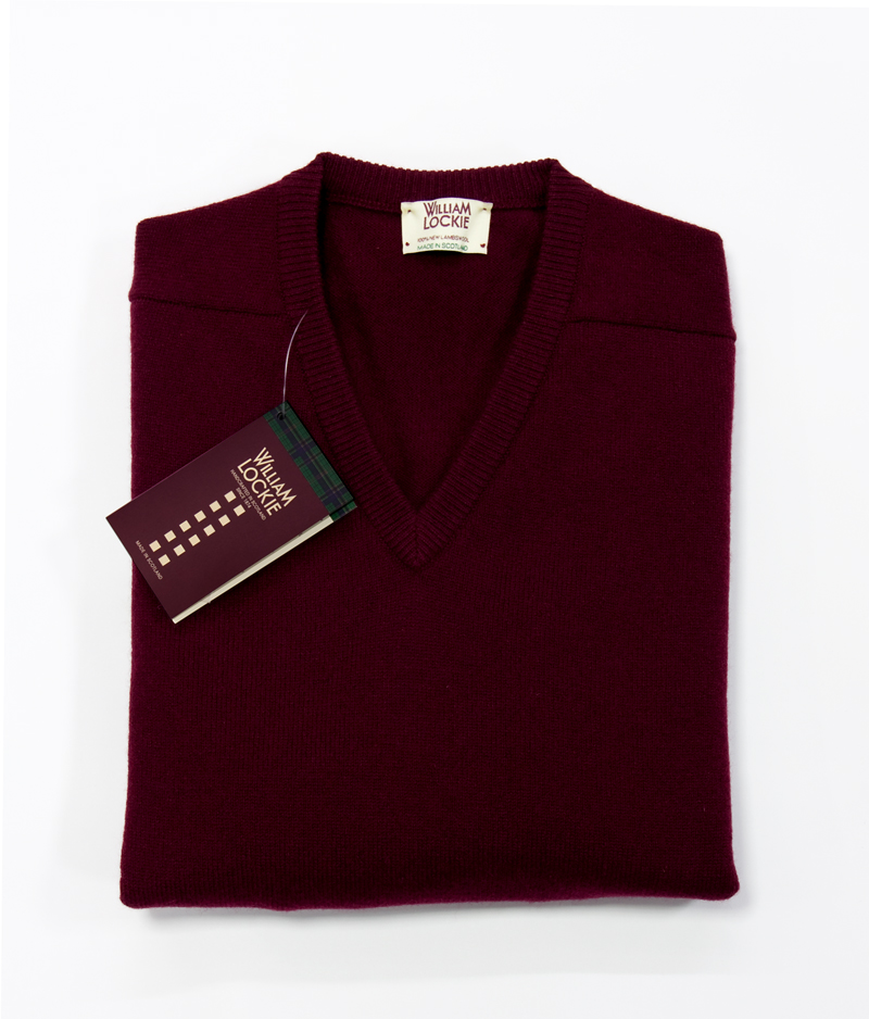 William Lokieウイリアム・ロッキー・ラムズ・ウールVネックセーター