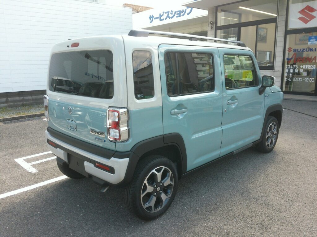 8月28日【R4年9月登録未使用車】ハスラー ハイブリッドXターボ 2