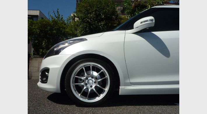 スズキ SWIFT Sport (ZC32S)｜USERS GALLERY｜ENKEI WHEELS
