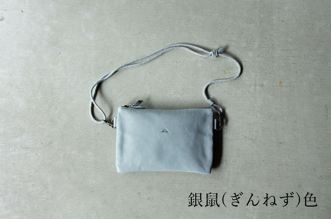 鹿革サコッシュ | 暮らしのあれこれセレクトショップ 縁日