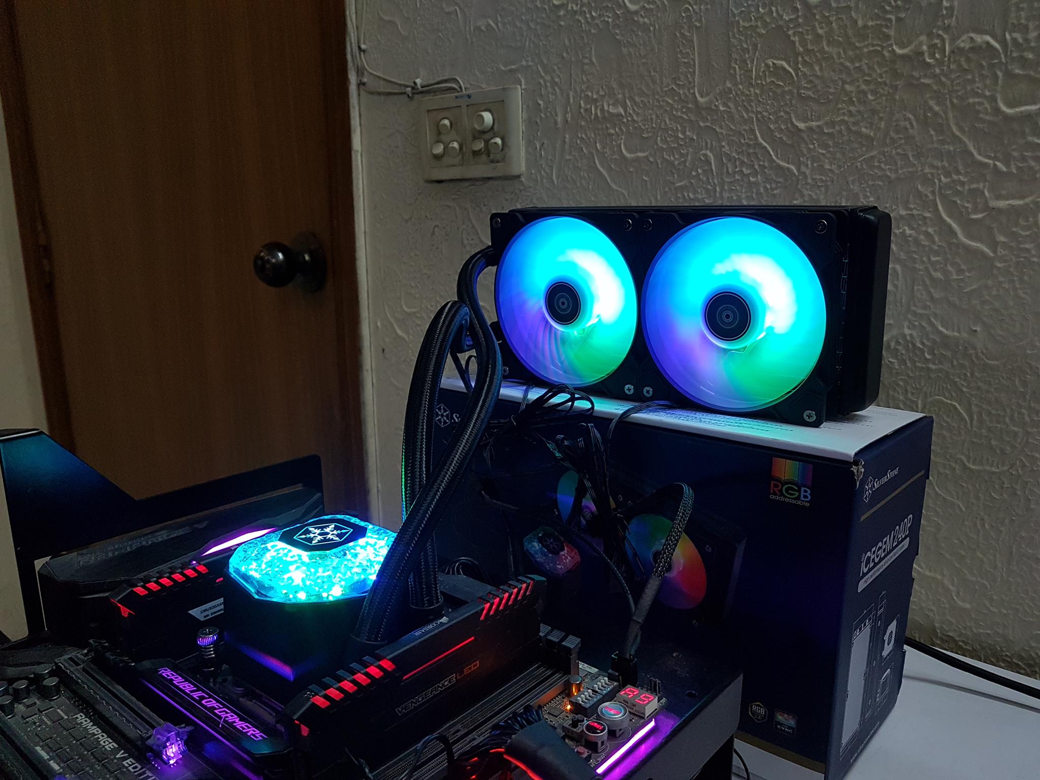 SilverStone iCEGEM 240P Review - EnosTech.com