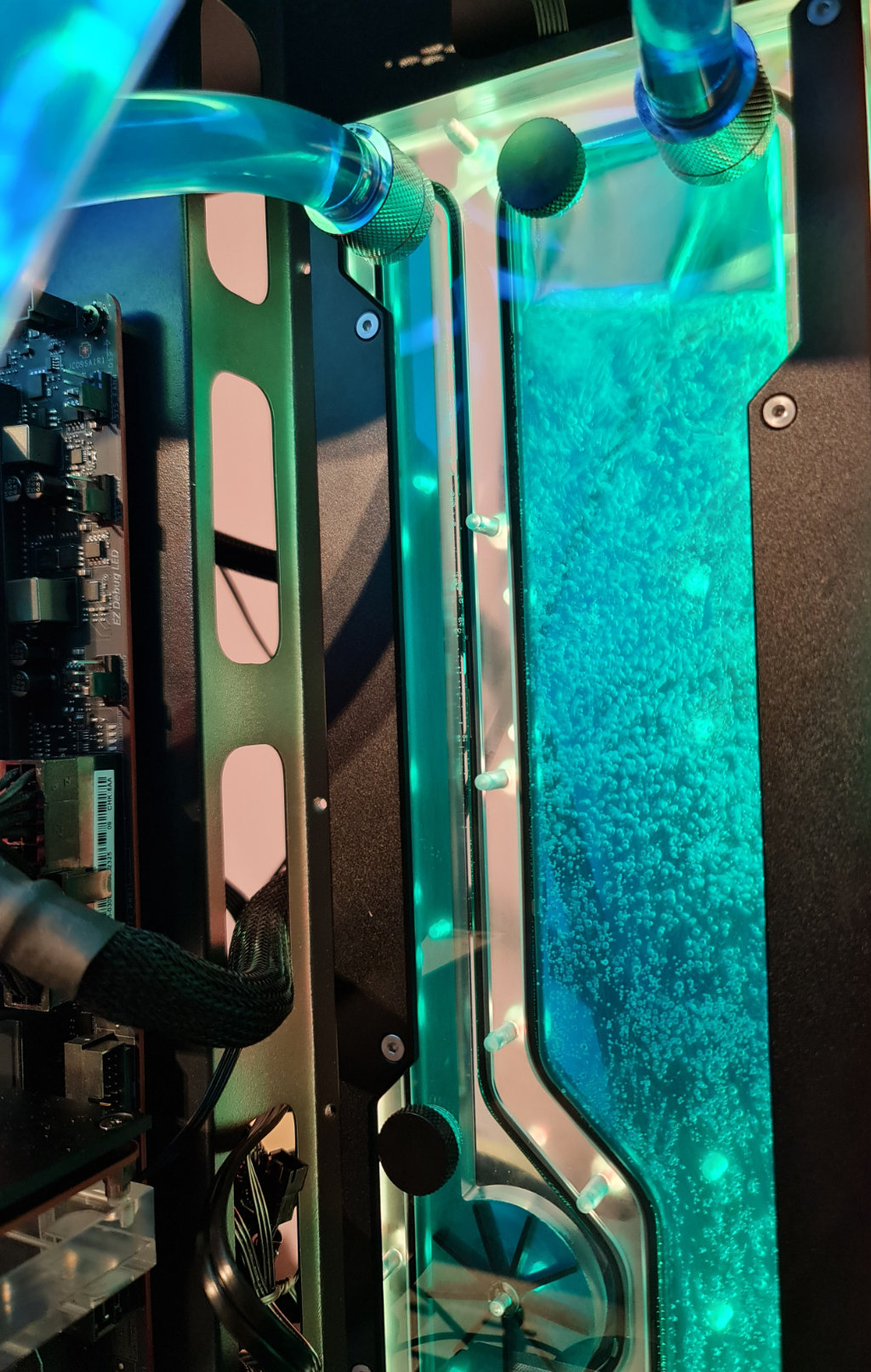 Raijintek ACHERON 360 D5 EVO RBW D-RGB DISTRO PLATE Review
