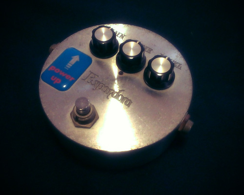 Bixonic Expandora」ビリー・ギボンズも愛用したOD/DSエフェクターを