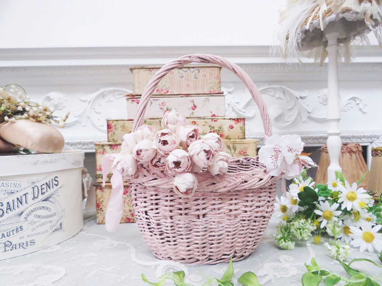 ピンク リボンフラワーバスケット - 薔薇と天使のアンティーク
