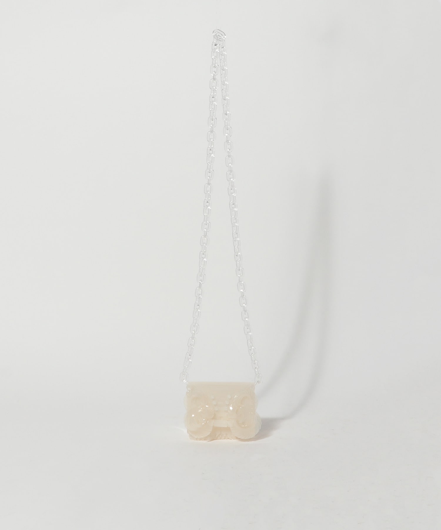 Mame Kurogouchi / TRANSPARENT SCULPTURAL MICRO CHAIN BAG