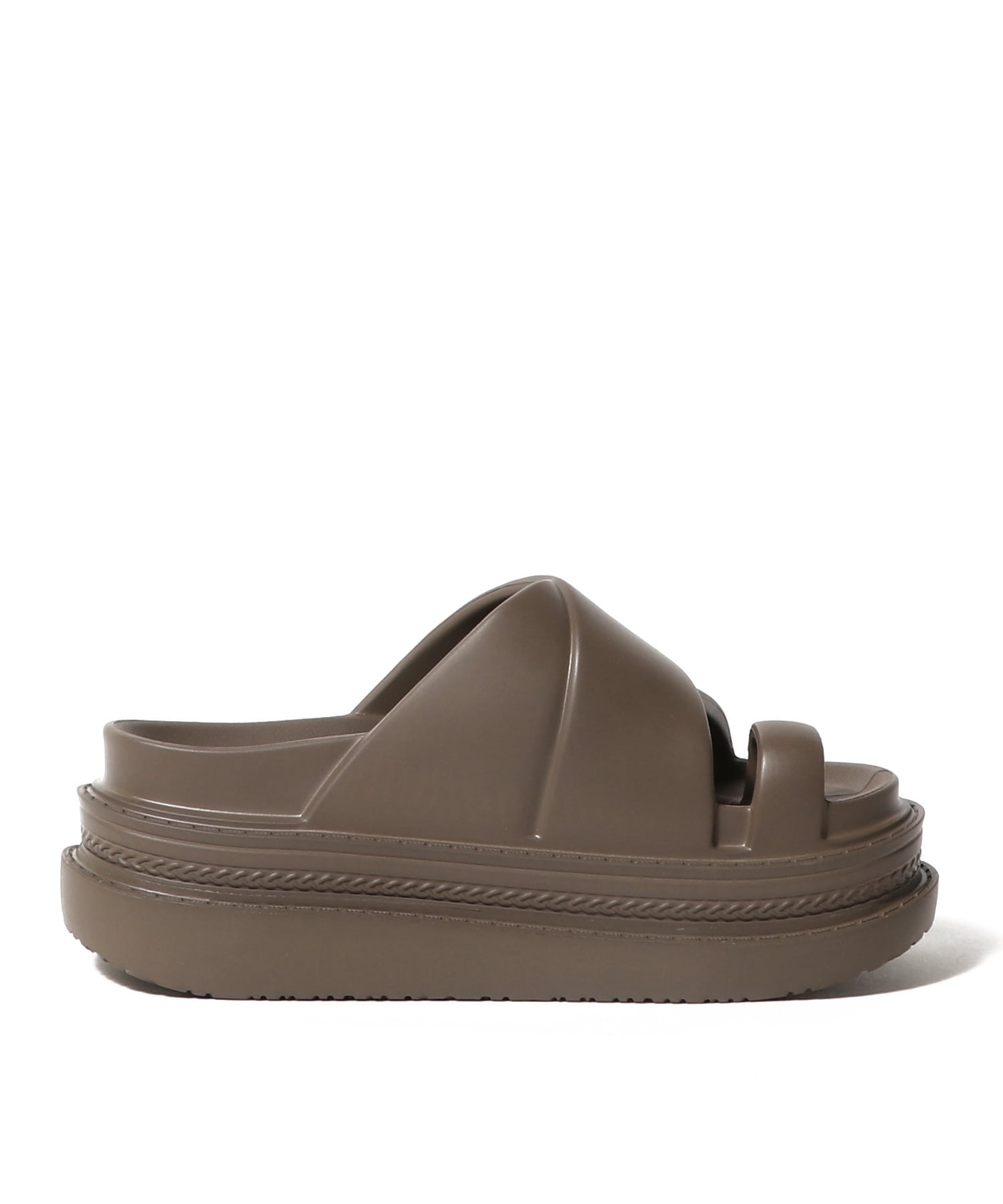 SACAI / Foam Multiple Sole サンダル｜ESTNATION ONLINE STORE