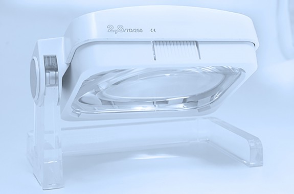 デスクリーダー | ESCHENBACH OPTIK OF JAPAN