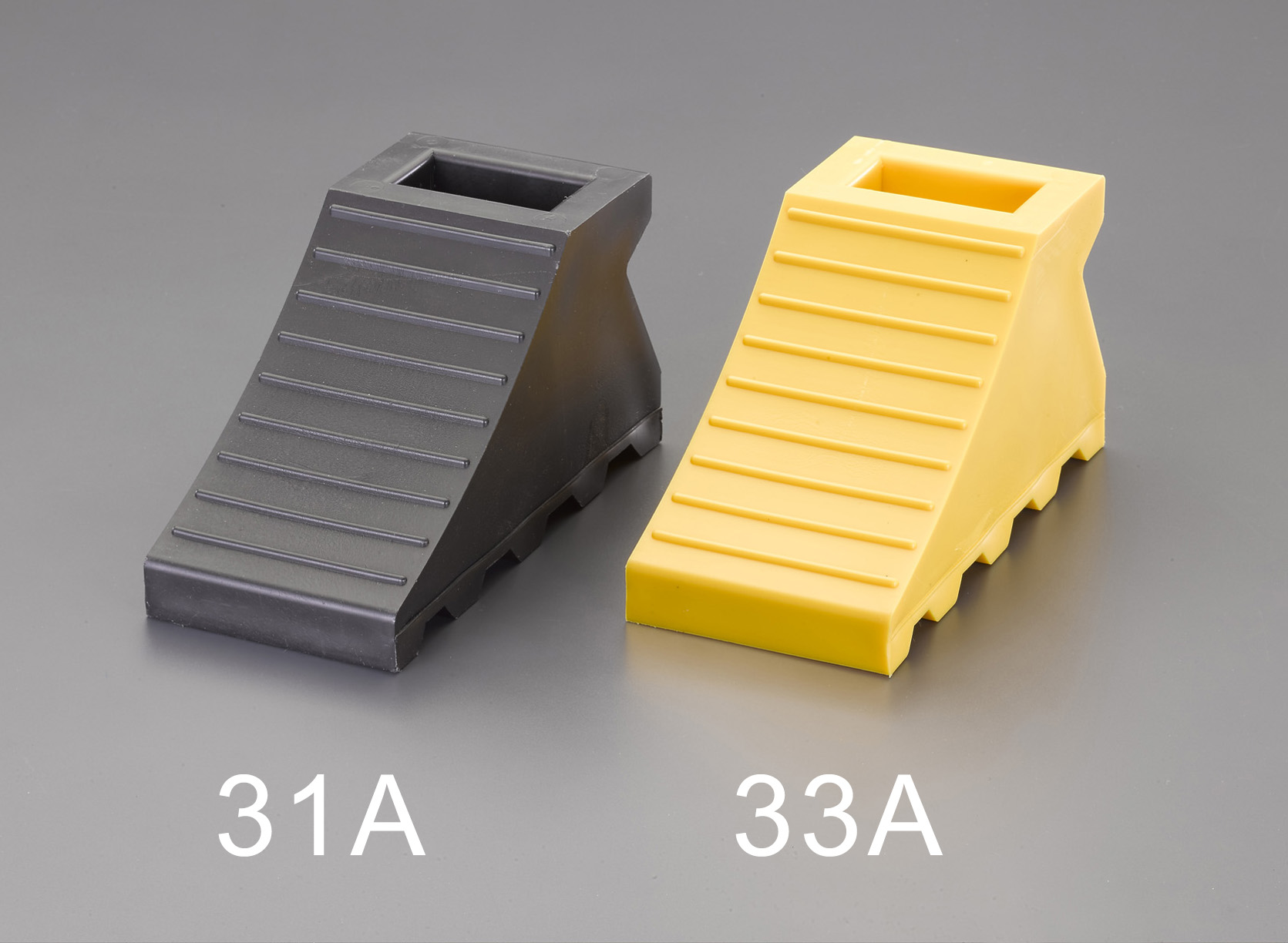 EA984VA-31A｜110x235x125mm タイヤストッパー(黒)のページ -
