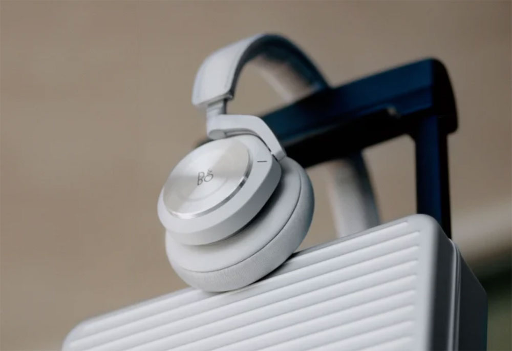 Bang & Olufsen x Rimowa are the ultimate travel headphones