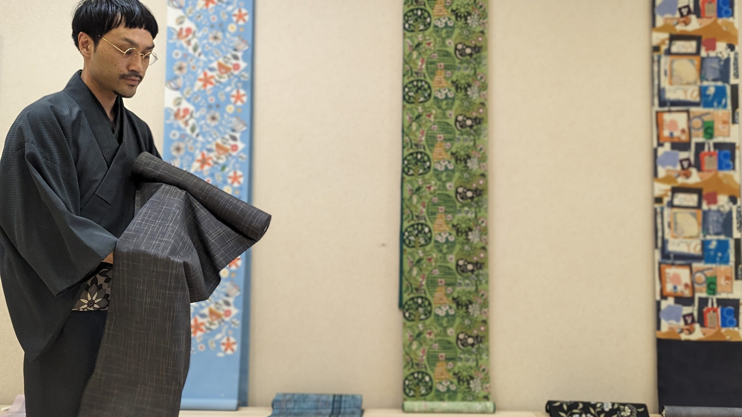 藤山千春 「草木染手織物 吉野間道」 九寸名古屋帯 砂色＜お仕立て代込