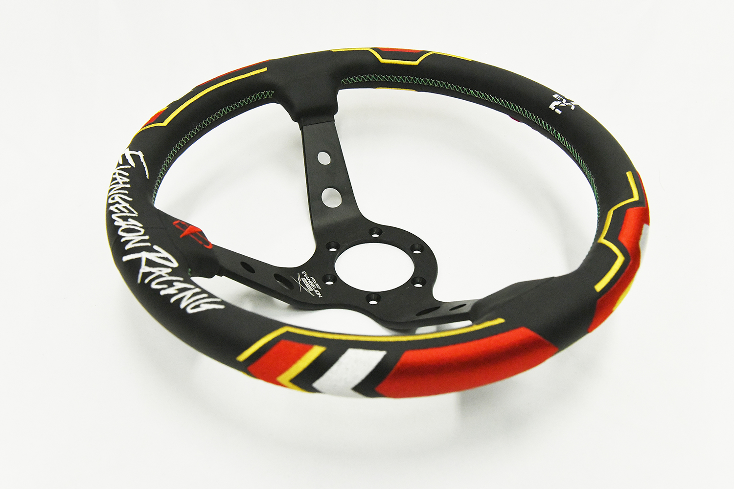 エヴァンゲリオンレーシング」の高性能ステアリング第2弾