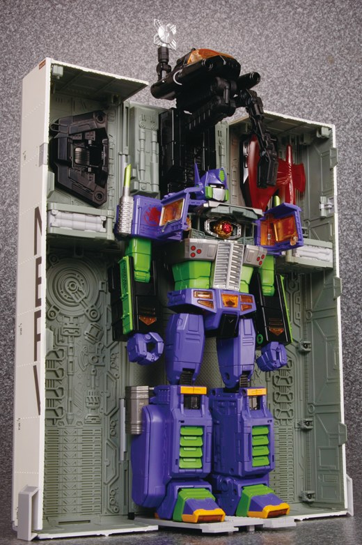 お知らせ：「トランスフォーマー MP-10コンボイ モードエヴァ」の販売