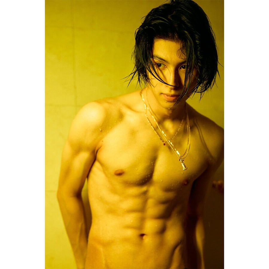 EXILE TRIBE STATION ONLINE STORE｜長谷川慎 ファースト写真集 CHARACTER