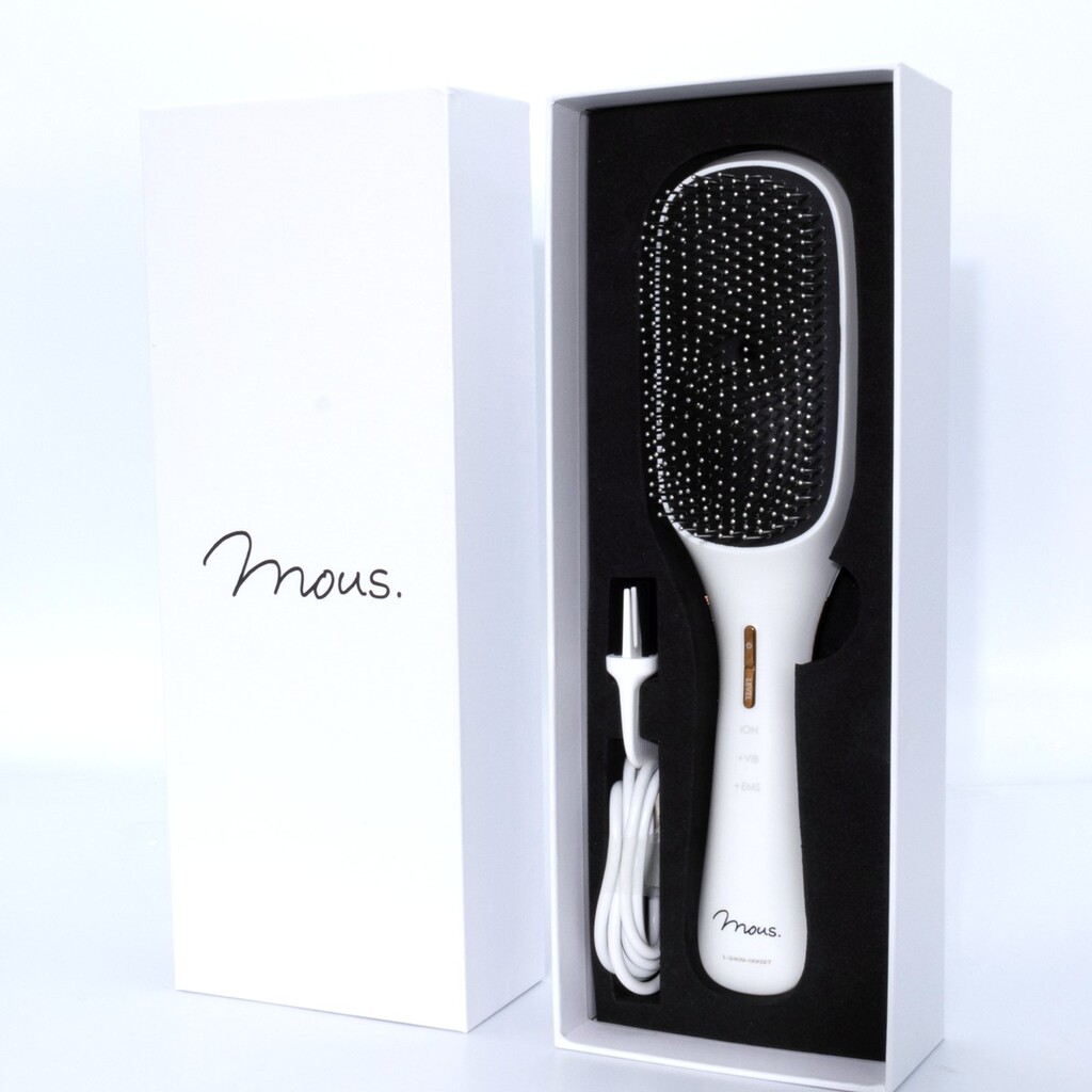 mous.】1台3役！ブラッシング＆スカルプ・フェイスケアに使えるブラシ