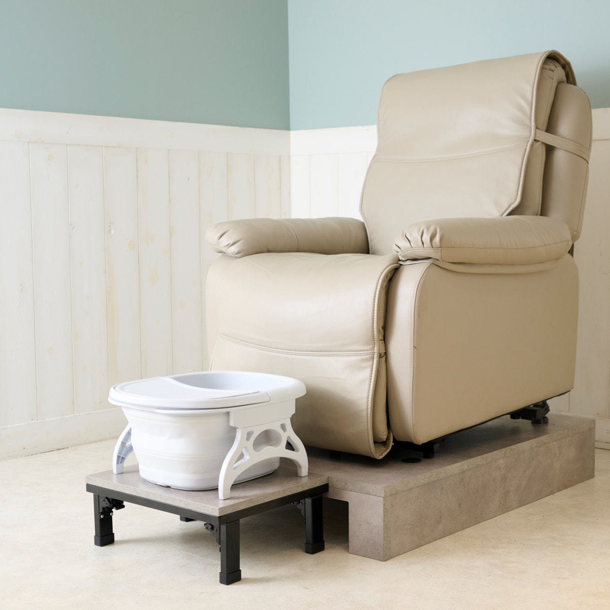 NATURAL Series】リクライニングチェアステージ(木製)ウッドホワイト