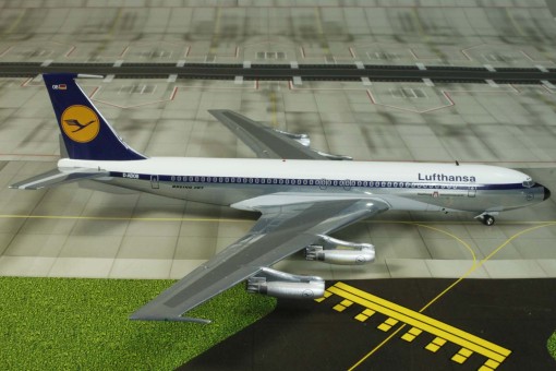Lufthansa 707-430 Reg# D-ABOB Item: BBOXLUFT707 1:200 Scale
