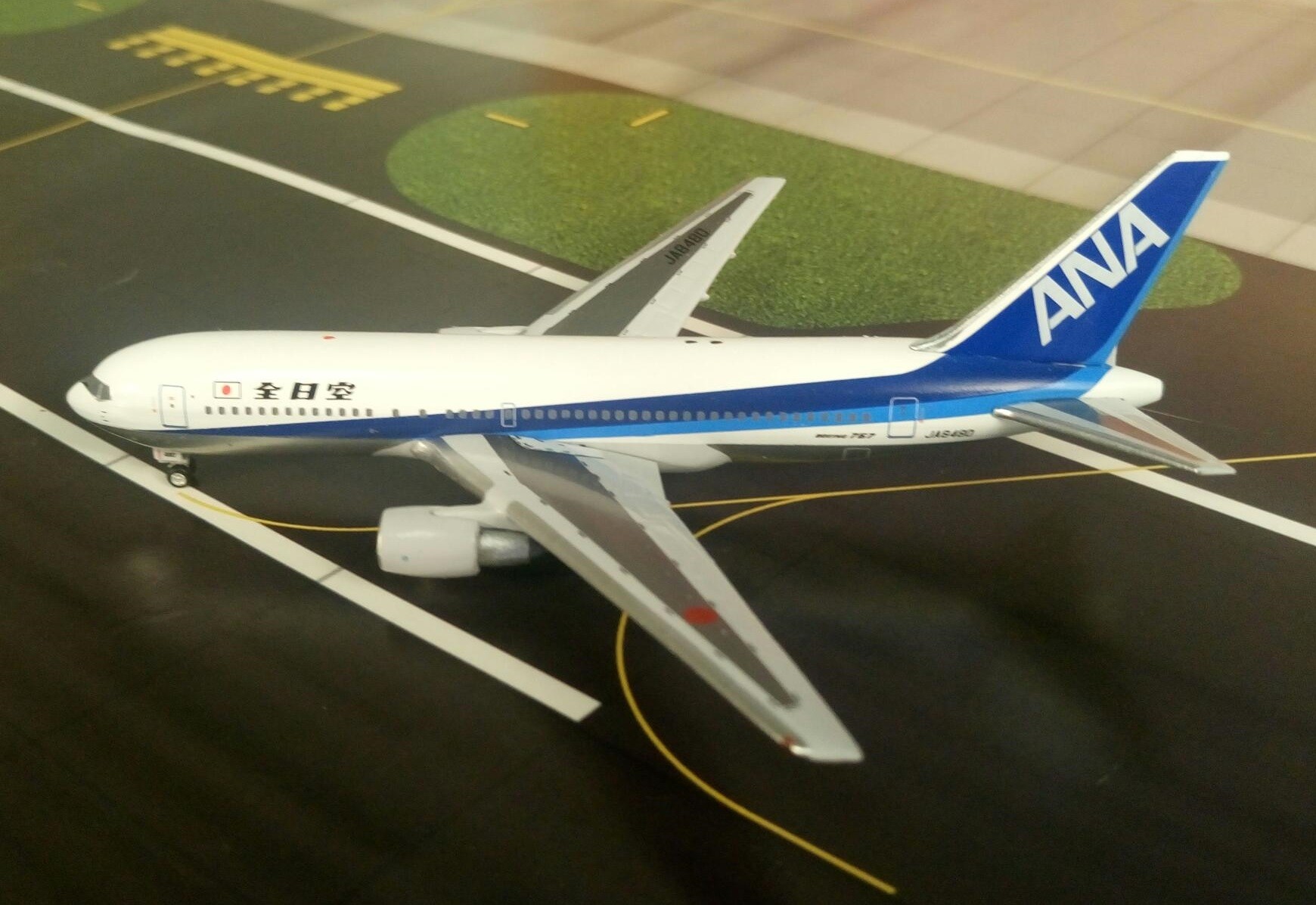 ANA All Nippon Boeing 767-200 全日空 JA8480 AeroClassics AC419397