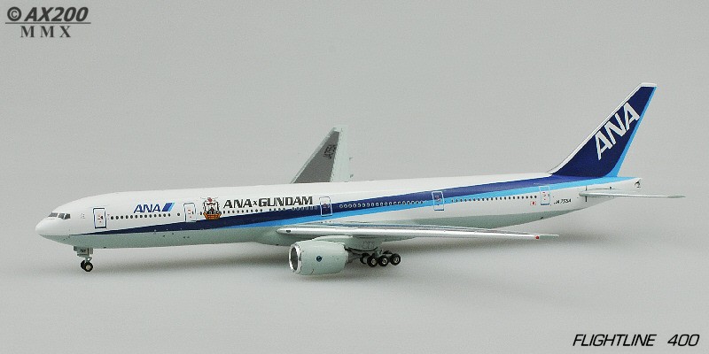 全日空商事1/200 ANA B777-300 国内線用機体 ガンダム特別塗装機