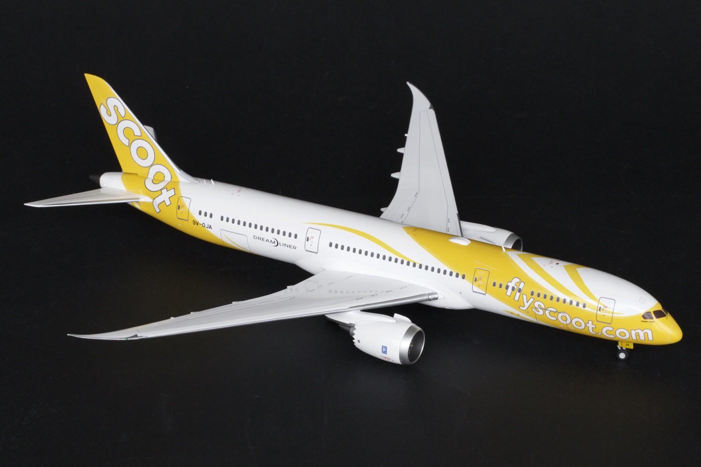 JC Wings Die Cast models Scoot B787-9 Reg# 9Y-OJA w/stand By JC
