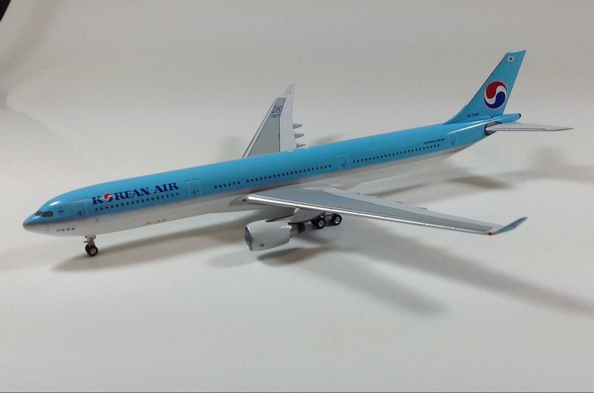 Aero Classics New Releases ezToys - Diecast Models and Collectibles