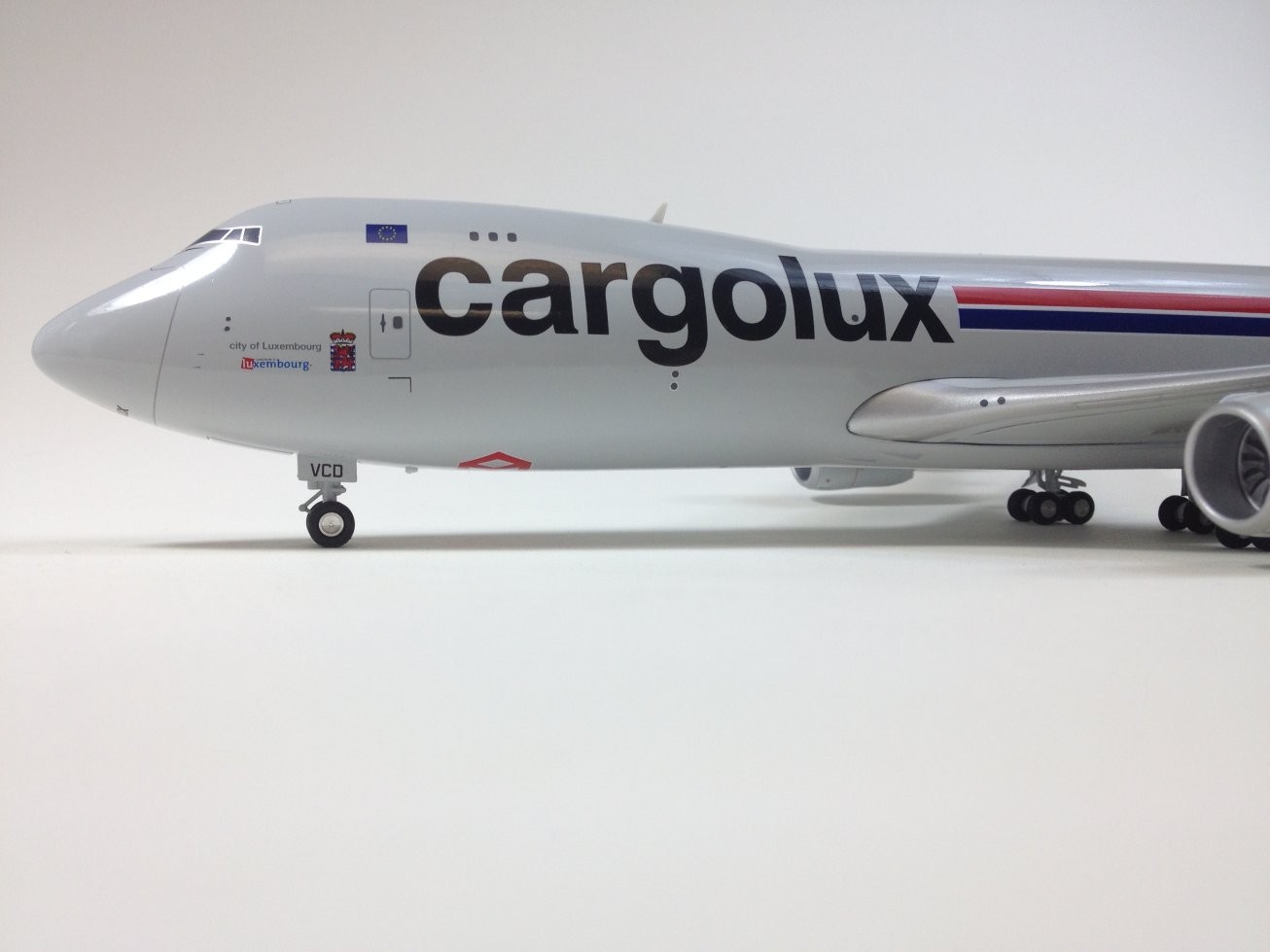 Herpa Wings Cargolux Boeing 747-8F ezToys - Diecast Models and