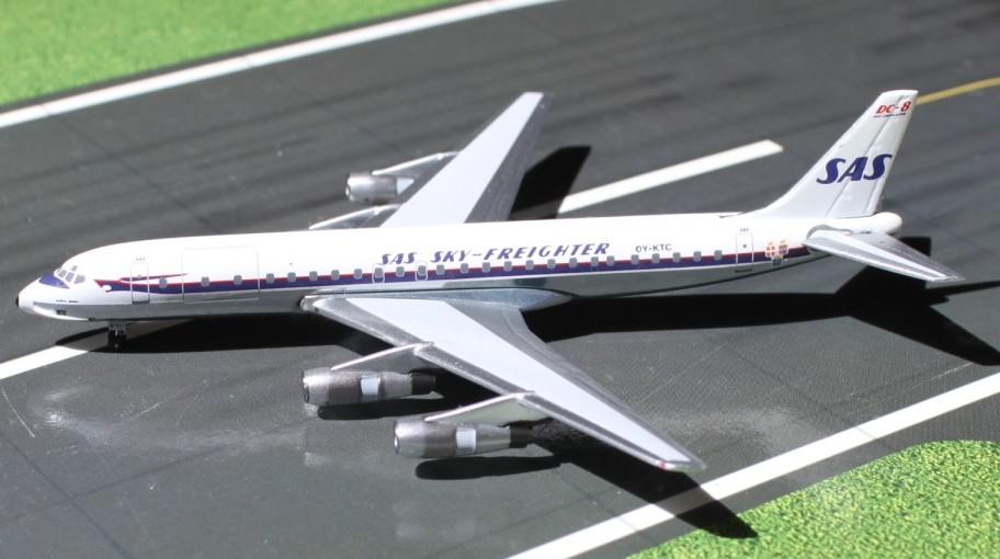 SAS Scandinavian Cargo DC-8-50 OY-KTC ezToys - Diecast Models and