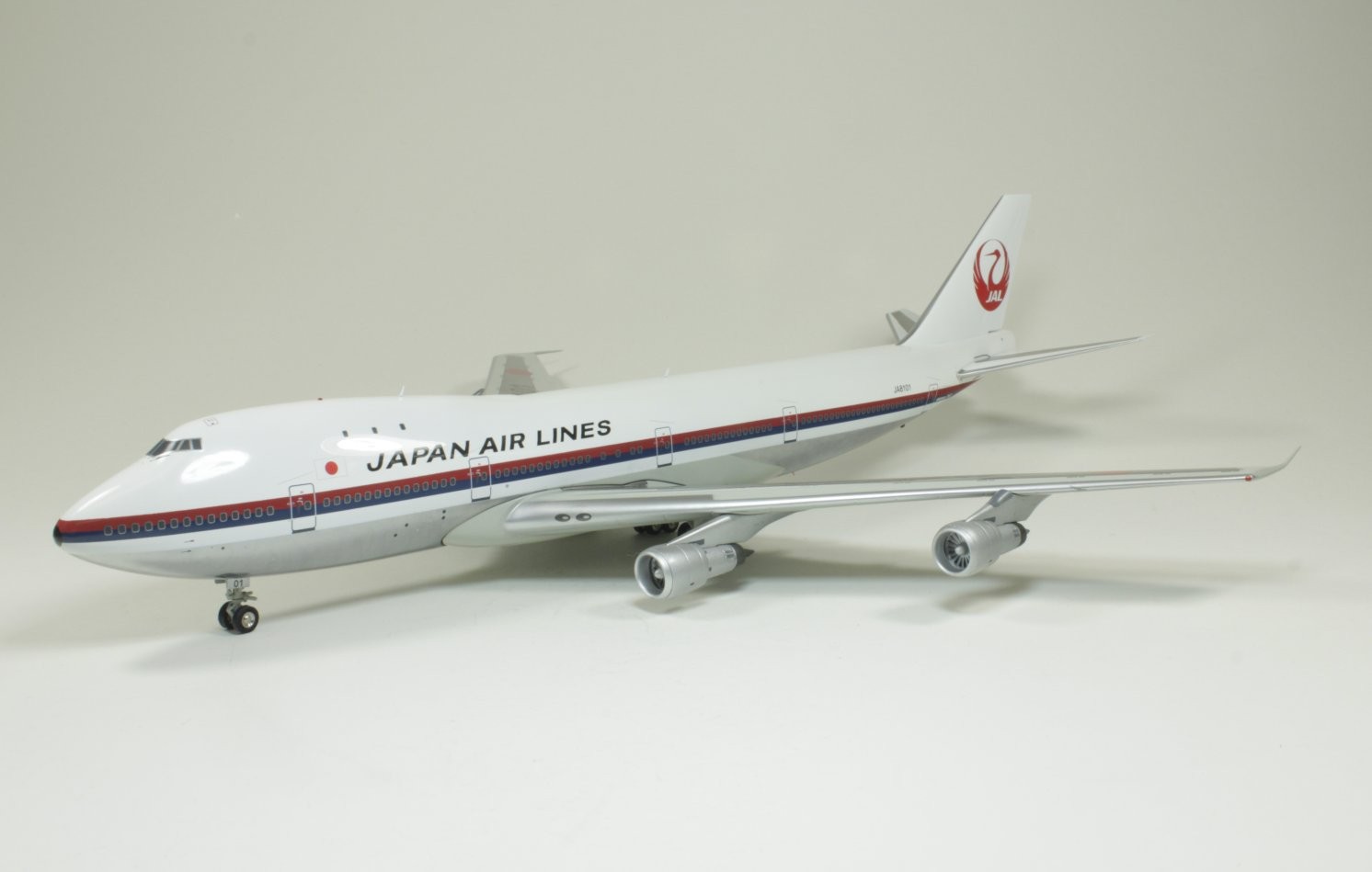 JAPAN AIR LINES B747-100 JA8101 (1st JAL B747) BBOX1313 ezToys