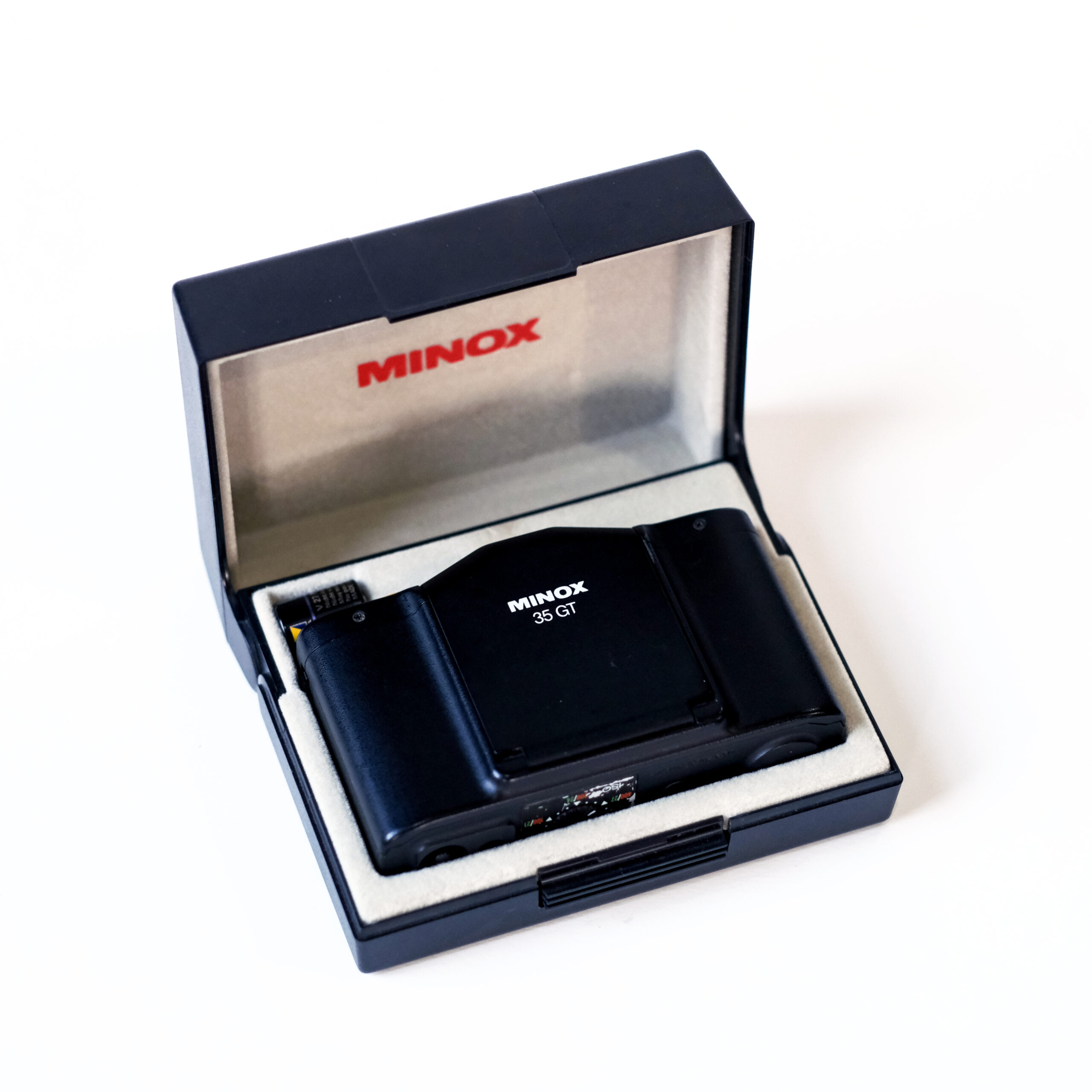 Minox 35 GT 35mm Analog Fotoğraf Makinesi f/2.8 Lens