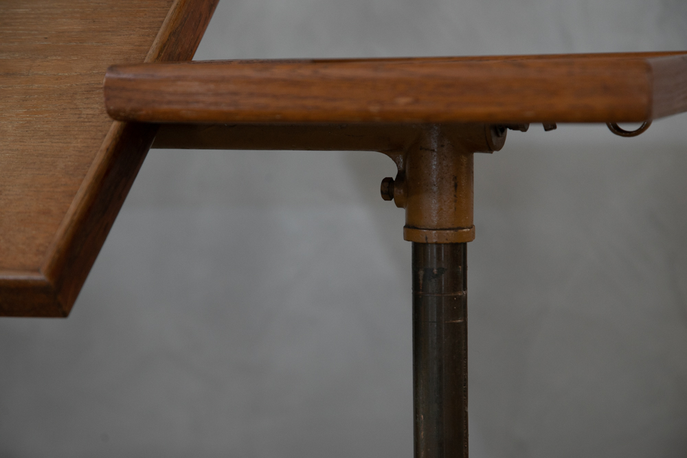 フランス アンティークサイドテーブル – フランス、ヨーロッパの