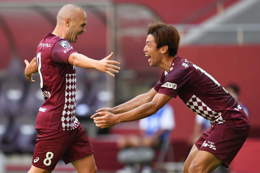 イニエスタ2発、大迫＆ボージャン移籍後初ゴール…神戸、浦和との上位