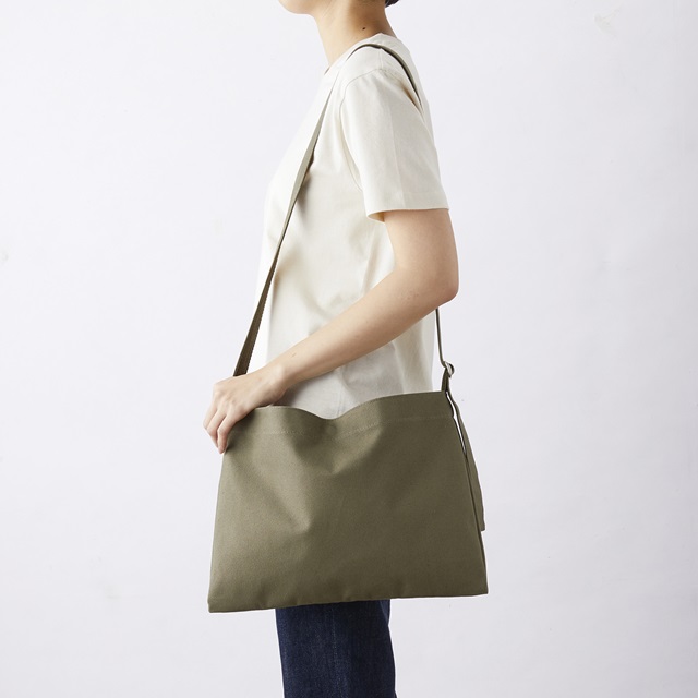 キャンバスショルダーサコッシュポケット付[TRUSS CMB-034