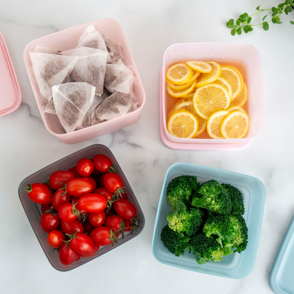 取扱終了］タッパーウェア Tupperware キュービックス スクエア 650ml