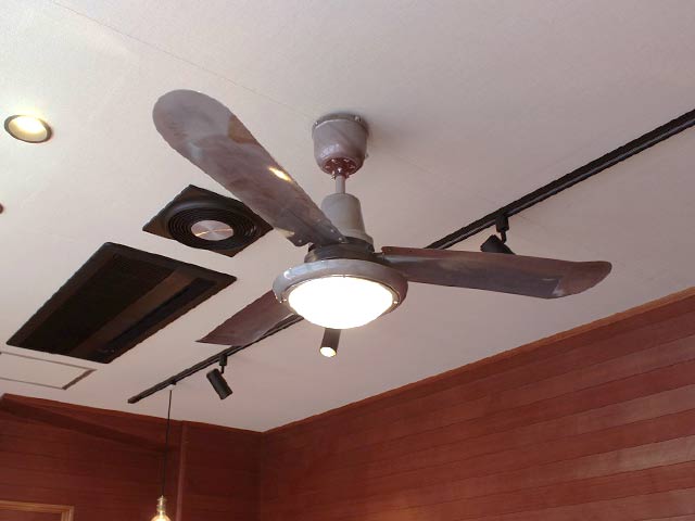 TRISLANDER(トライスランダー)L-0030-SV ハモサ製シーリングファン